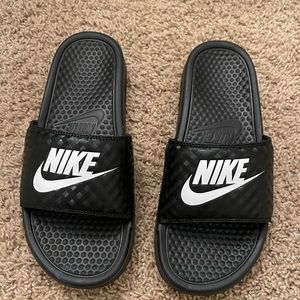 Womens Nike Slides